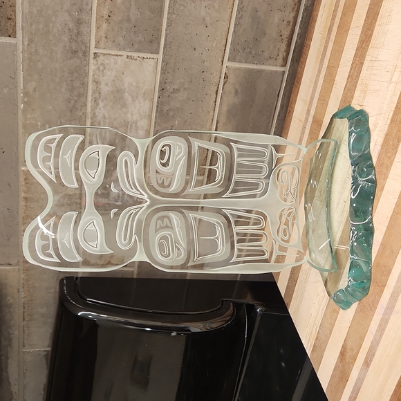 Glass totem pole - Picture 7 of 7